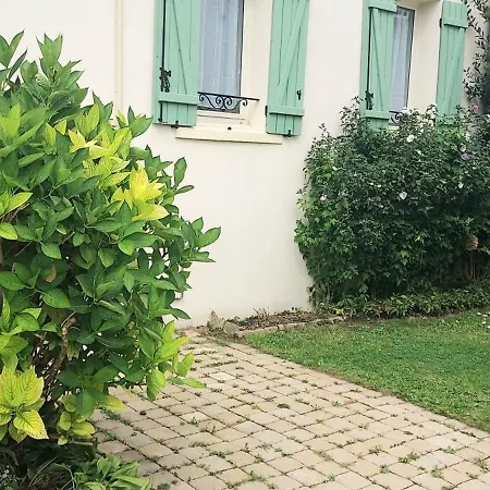 Maison En Plein Coeur Du Vexin *